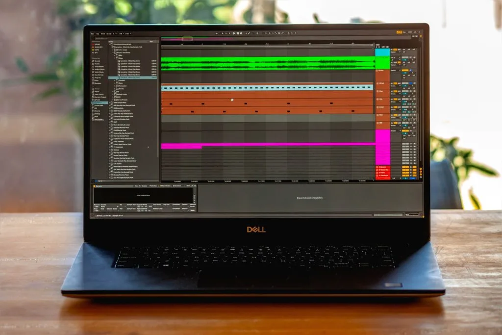 MIDI音源なので録音後も修正が簡単