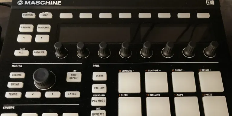 Maschine MK2でレコードをサンプリングするの手順や内容を表すメイン画像